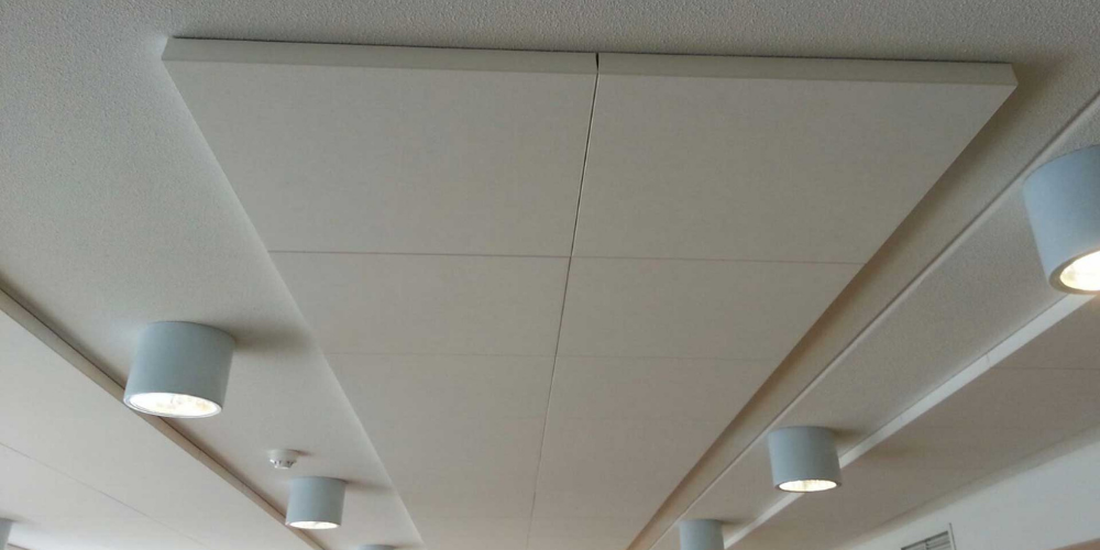 plafondpanelen-akoestiek