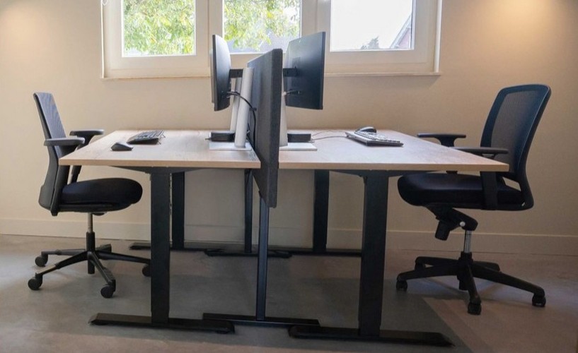 Duo-desk opstelling bureau divider